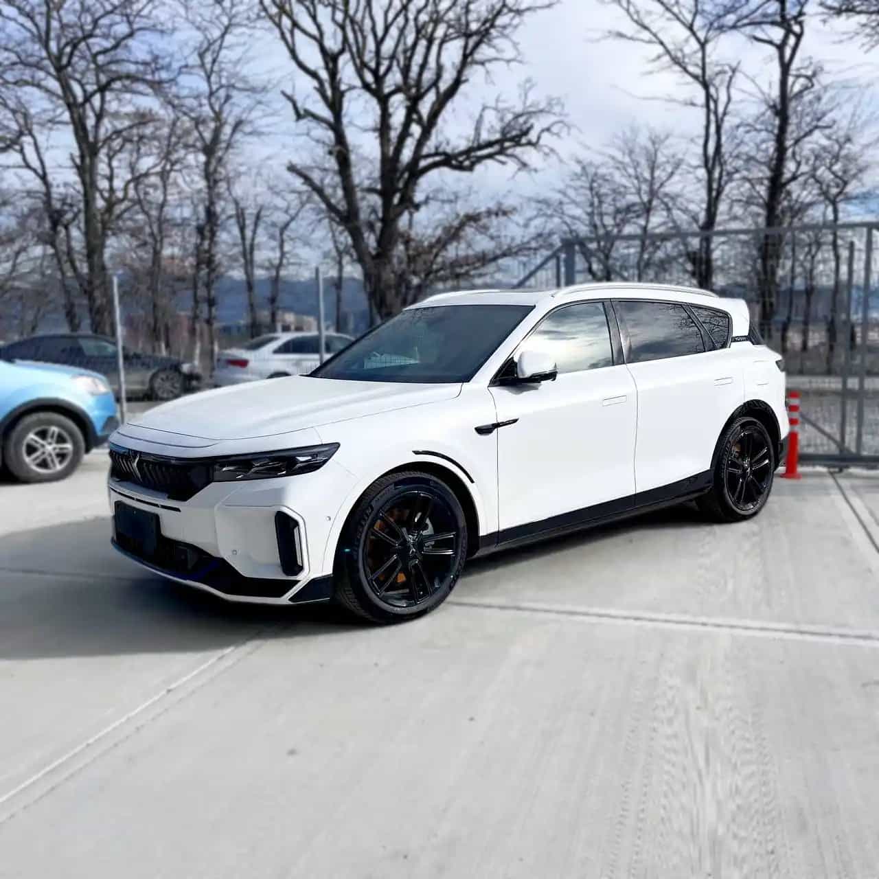 Обслуживаем автомобили из Китая